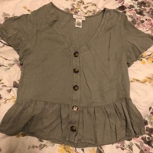Short-Torso Green blouse